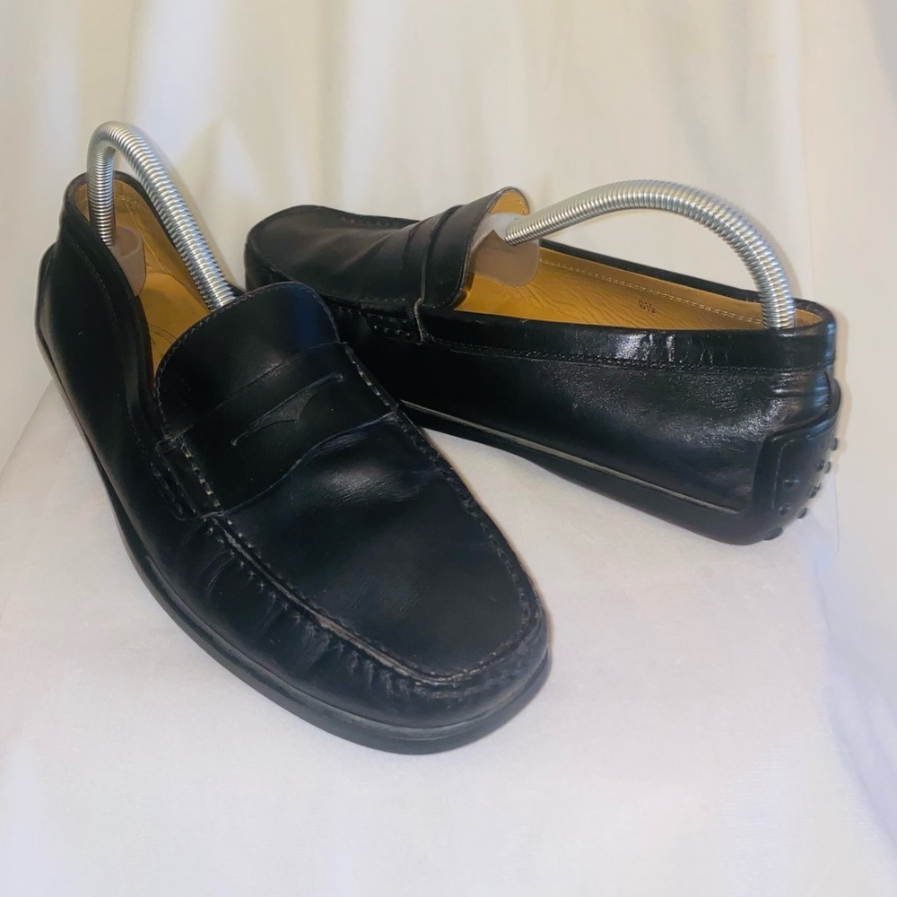Tod’s Black Loafers